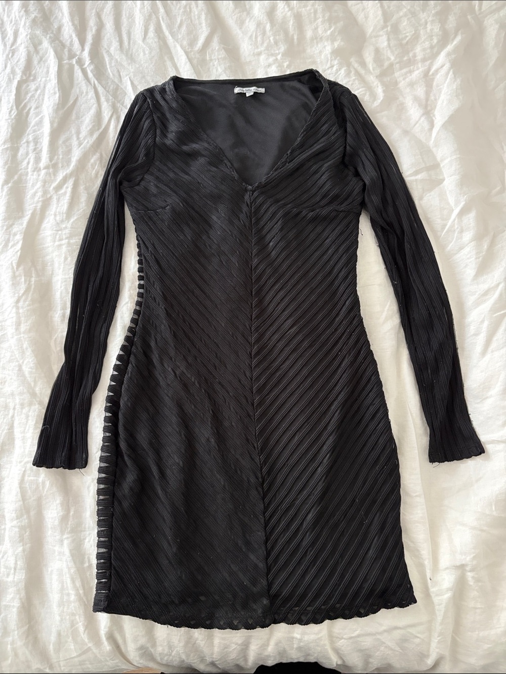 Charlotte Russe Black Long-Sleeve V-Neck Ribbed Bodycon Dress